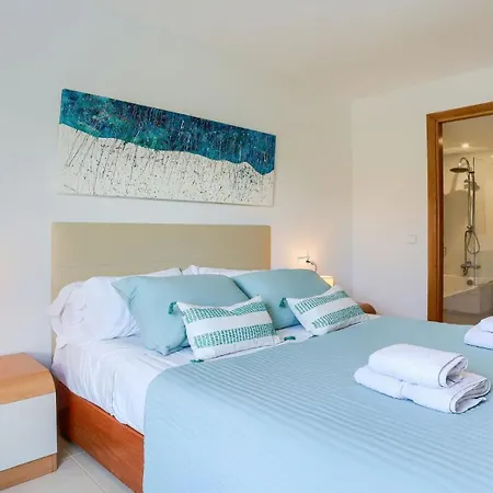 Bellresguard Garden Flat D *