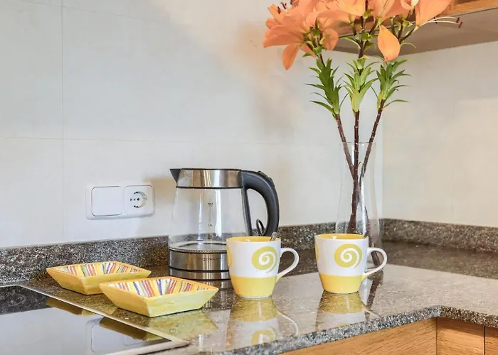 Апартаменти Bellresguard Garden Flat D