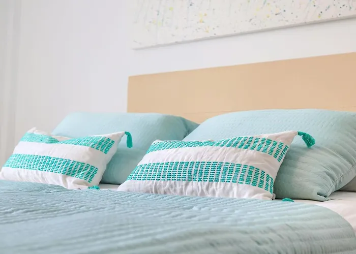 Апартаменти Bellresguard Garden Flat D Порт-де-Польєнса