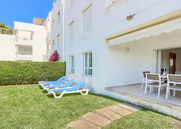 Апартаменти Bellresguard Garden Flat D