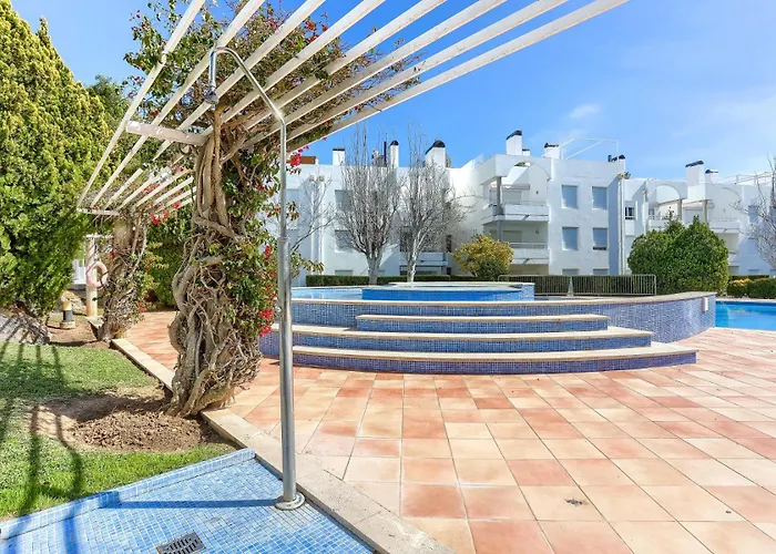 Апартаменти Bellresguard Garden Flat D Порт-де-Польєнса